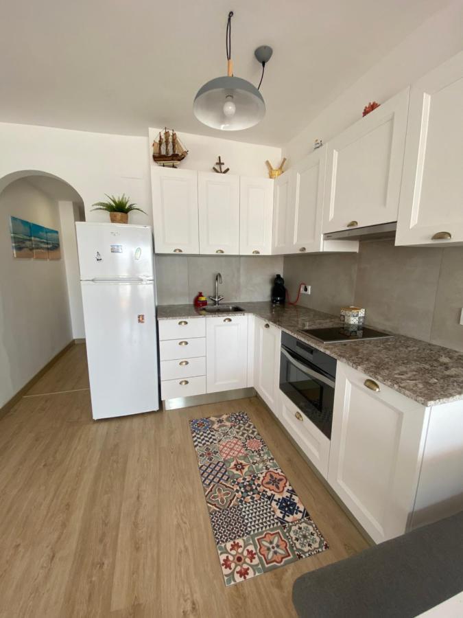 Precioso Apartamento En Primera Linea De Mar L' Escala Εξωτερικό φωτογραφία