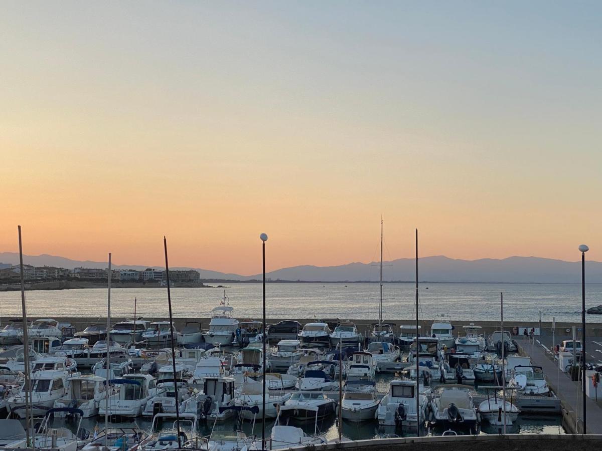 Precioso Apartamento En Primera Linea De Mar L' Escala Εξωτερικό φωτογραφία